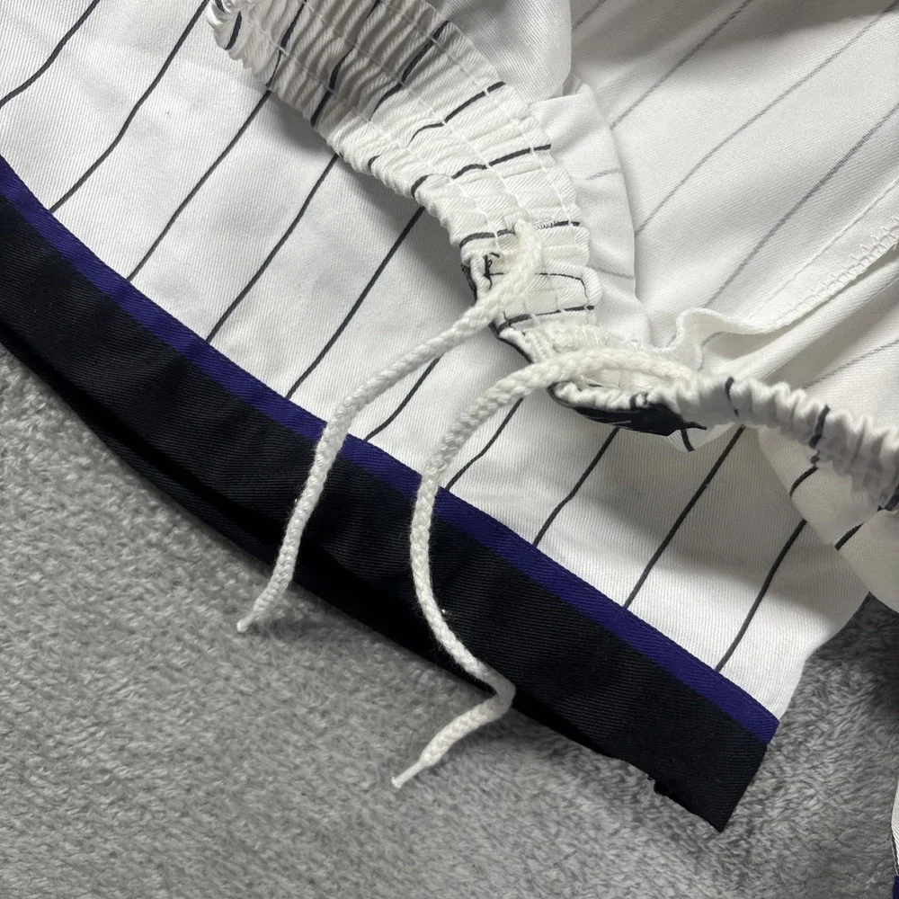 Rare Vintage Starter Colorado Rockies Shorts CR MLB White Pinstripes Size‎ L